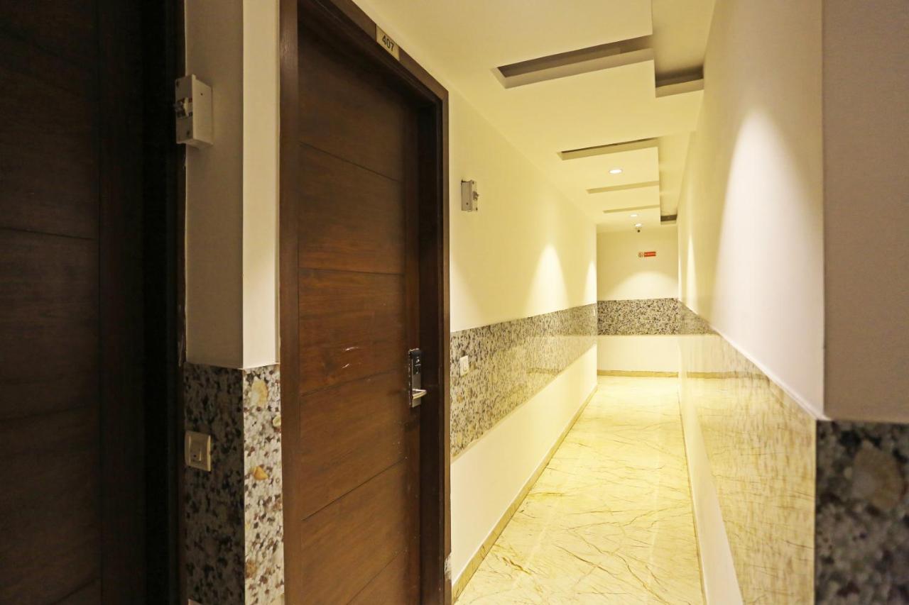 Hotel Sm Suits Near Delhi Airport-Unit By Grand Urban Luxury New Delhi Exterior photo