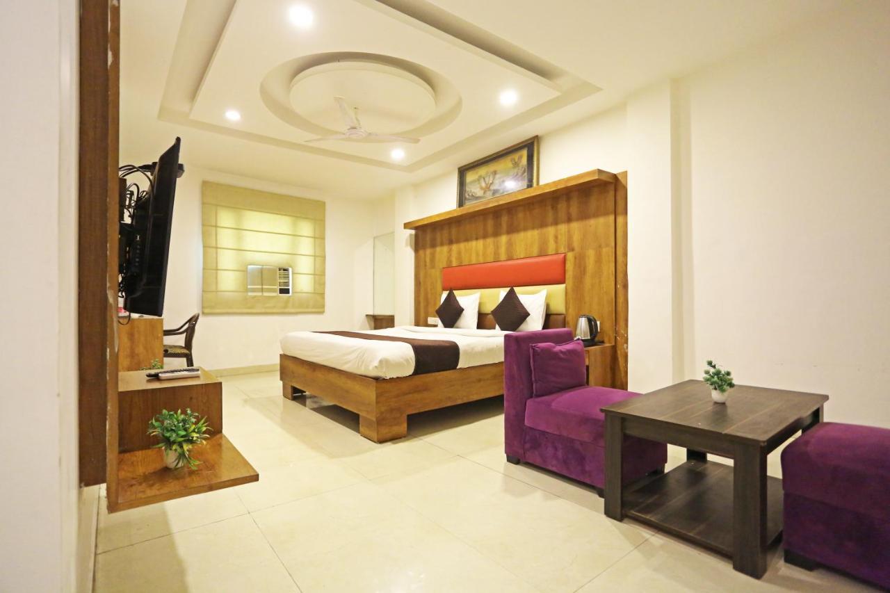 Hotel Sm Suits Near Delhi Airport-Unit By Grand Urban Luxury New Delhi Exterior photo