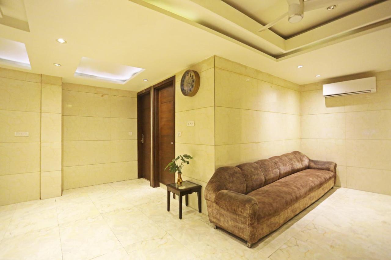 Hotel Sm Suits Near Delhi Airport-Unit By Grand Urban Luxury New Delhi Exterior photo