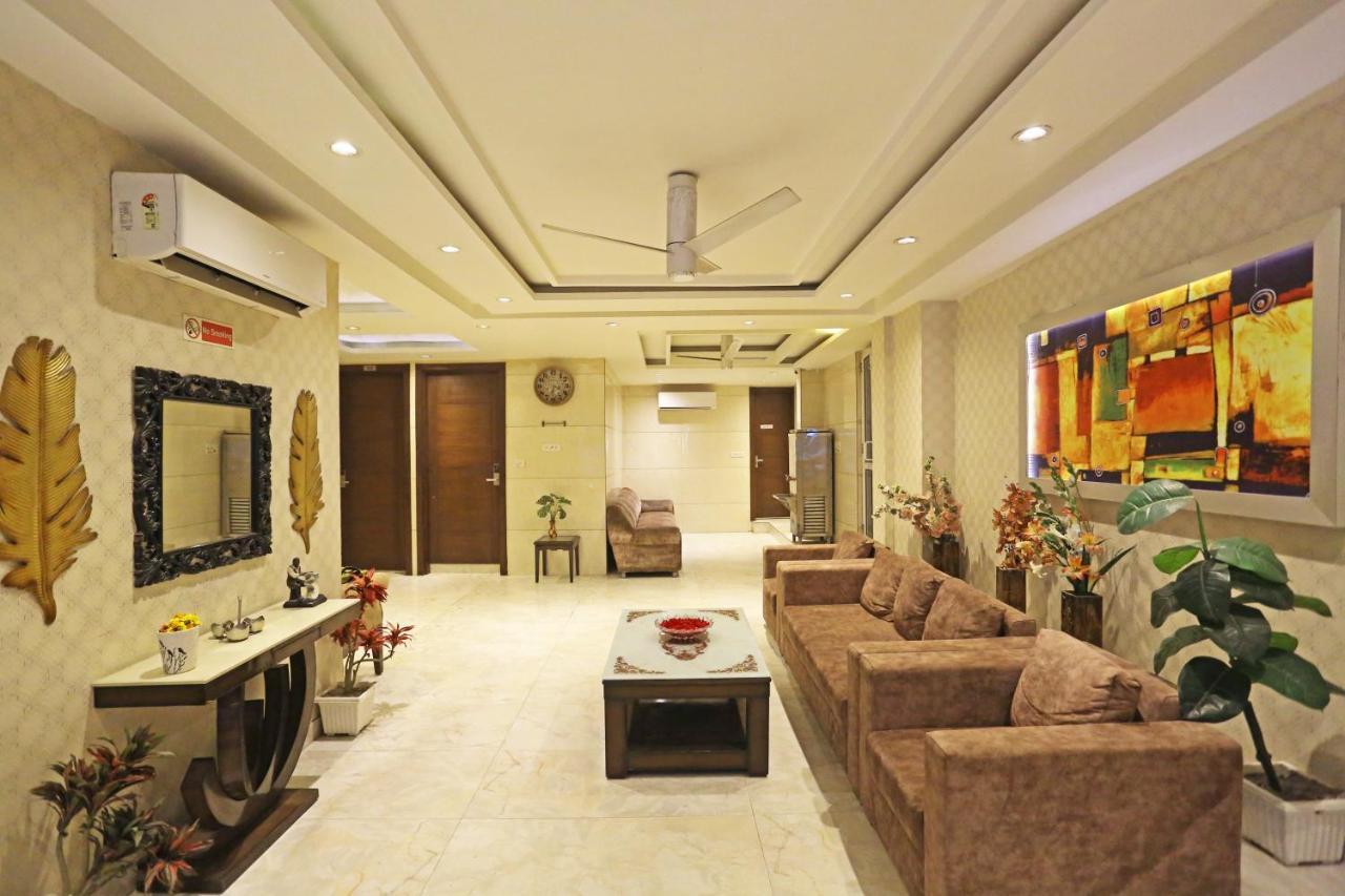 Hotel Sm Suits Near Delhi Airport-Unit By Grand Urban Luxury New Delhi Exterior photo