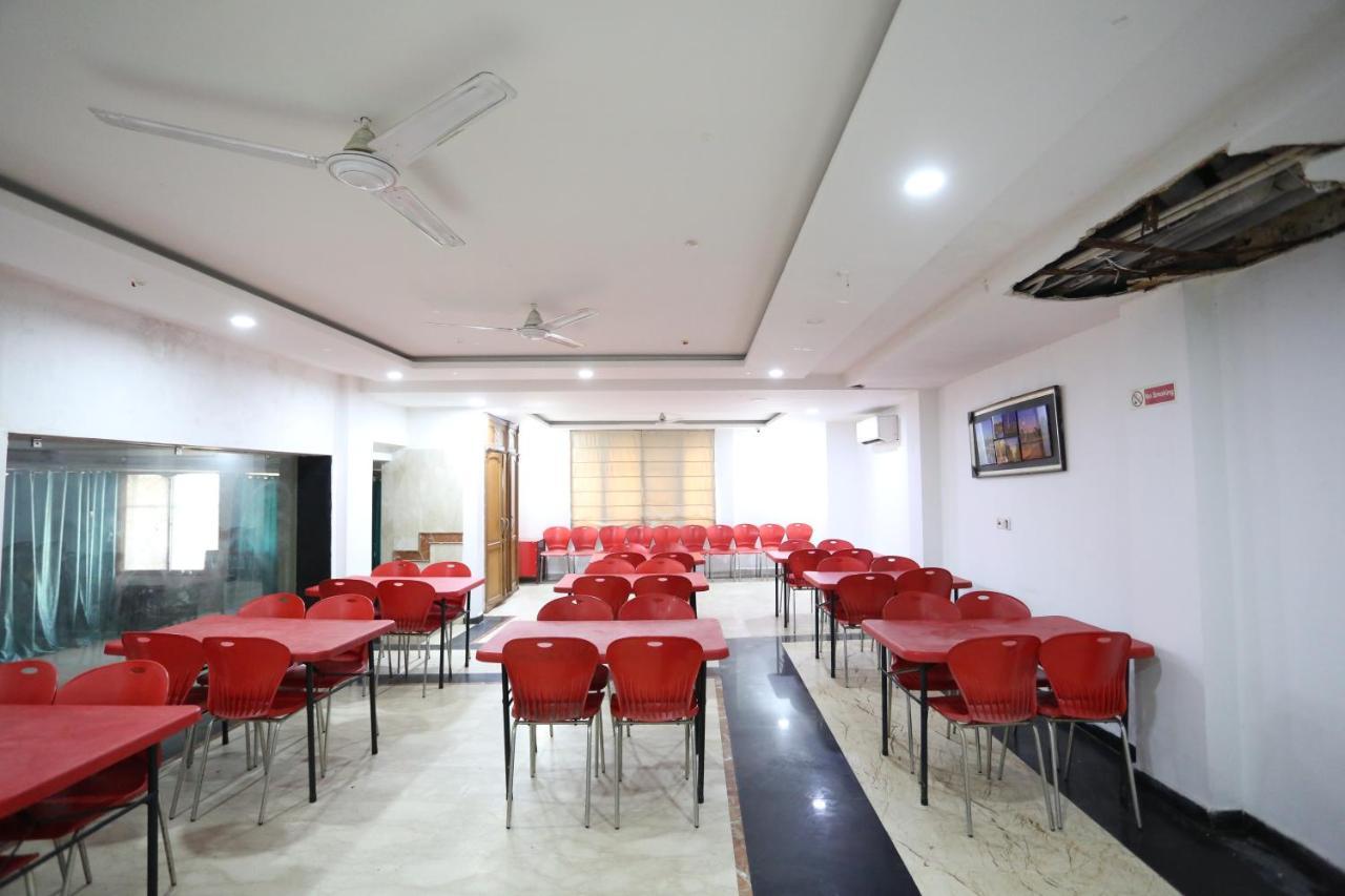 Hotel Sm Suits Near Delhi Airport-Unit By Grand Urban Luxury New Delhi Exterior photo